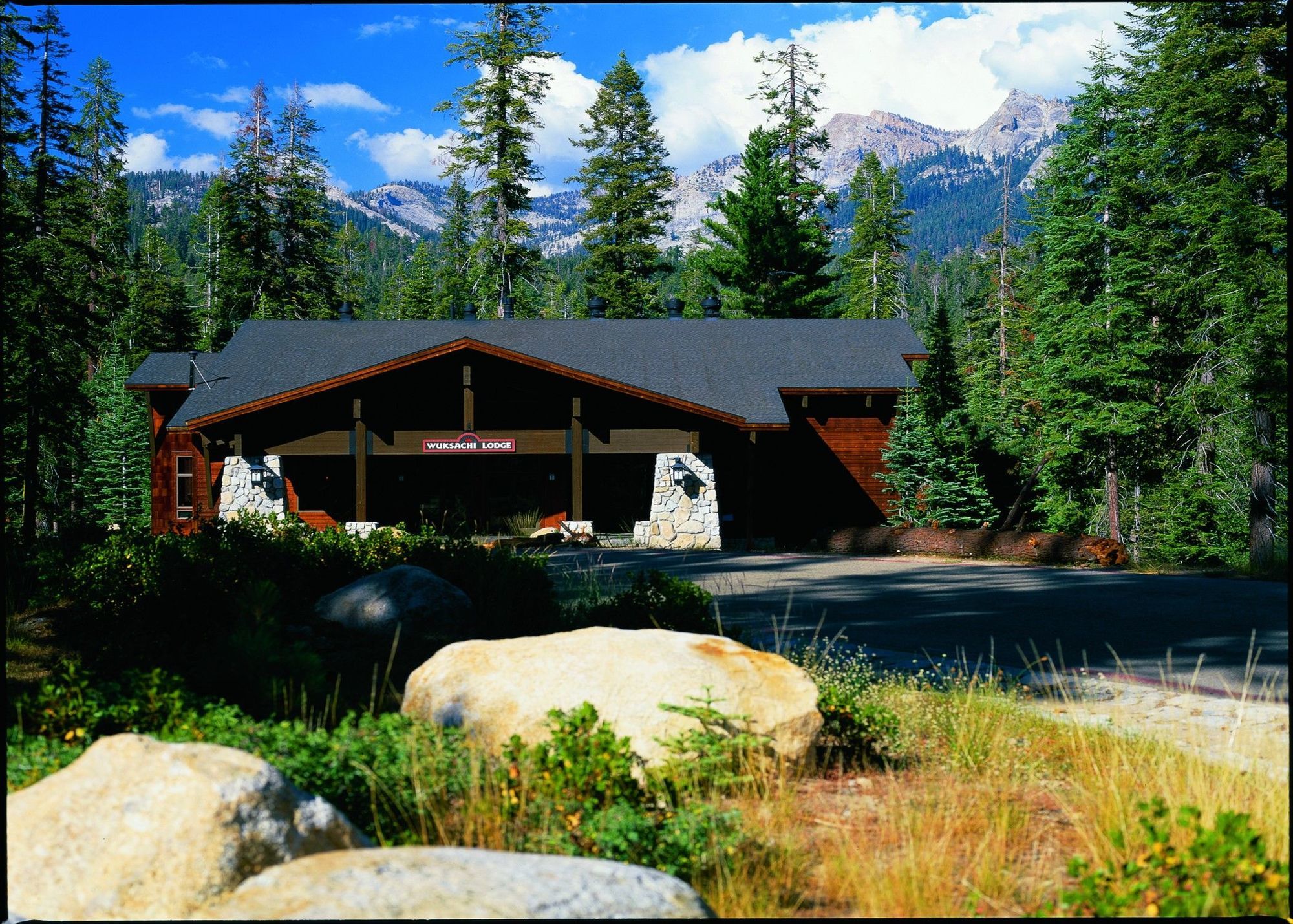 Wuksachi Lodge Badger Екстер'єр фото